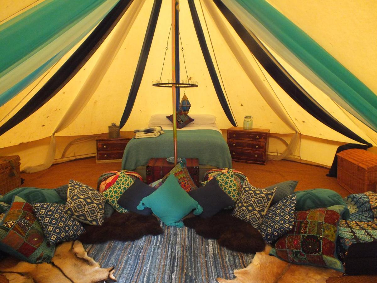 Hollington Park Glamping Otel Newbury  Dış mekan fotoğraf