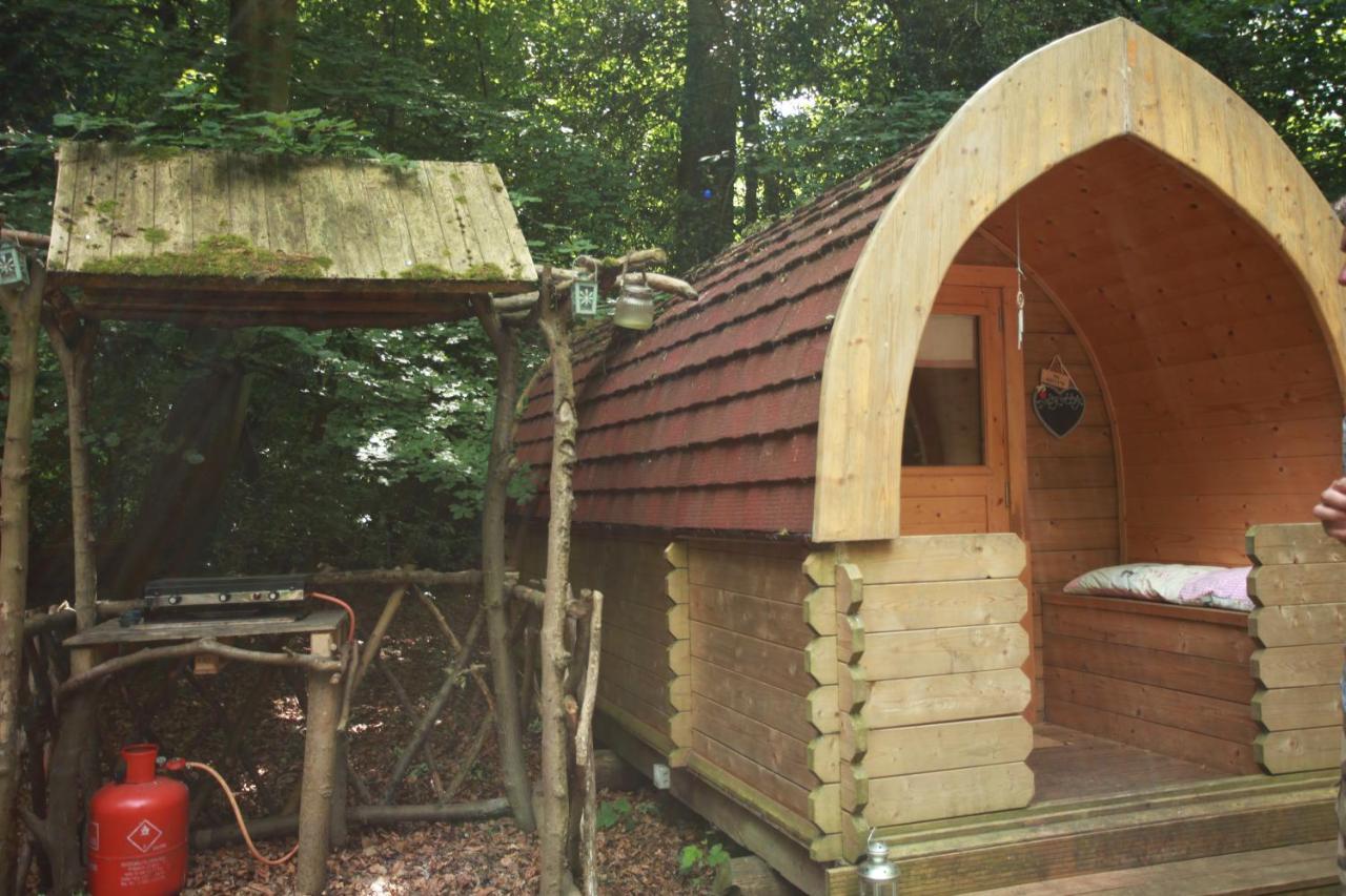 Hollington Park Glamping Otel Newbury  Dış mekan fotoğraf