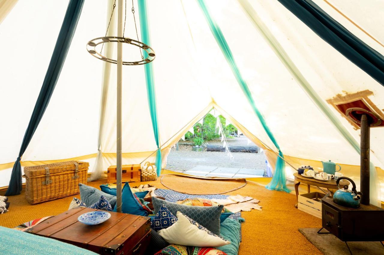 Hollington Park Glamping Otel Newbury  Dış mekan fotoğraf