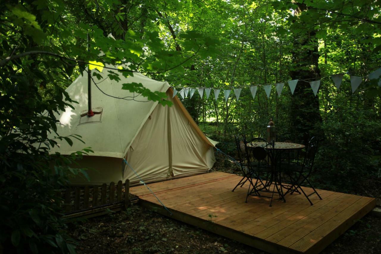 Hollington Park Glamping Otel Newbury  Dış mekan fotoğraf